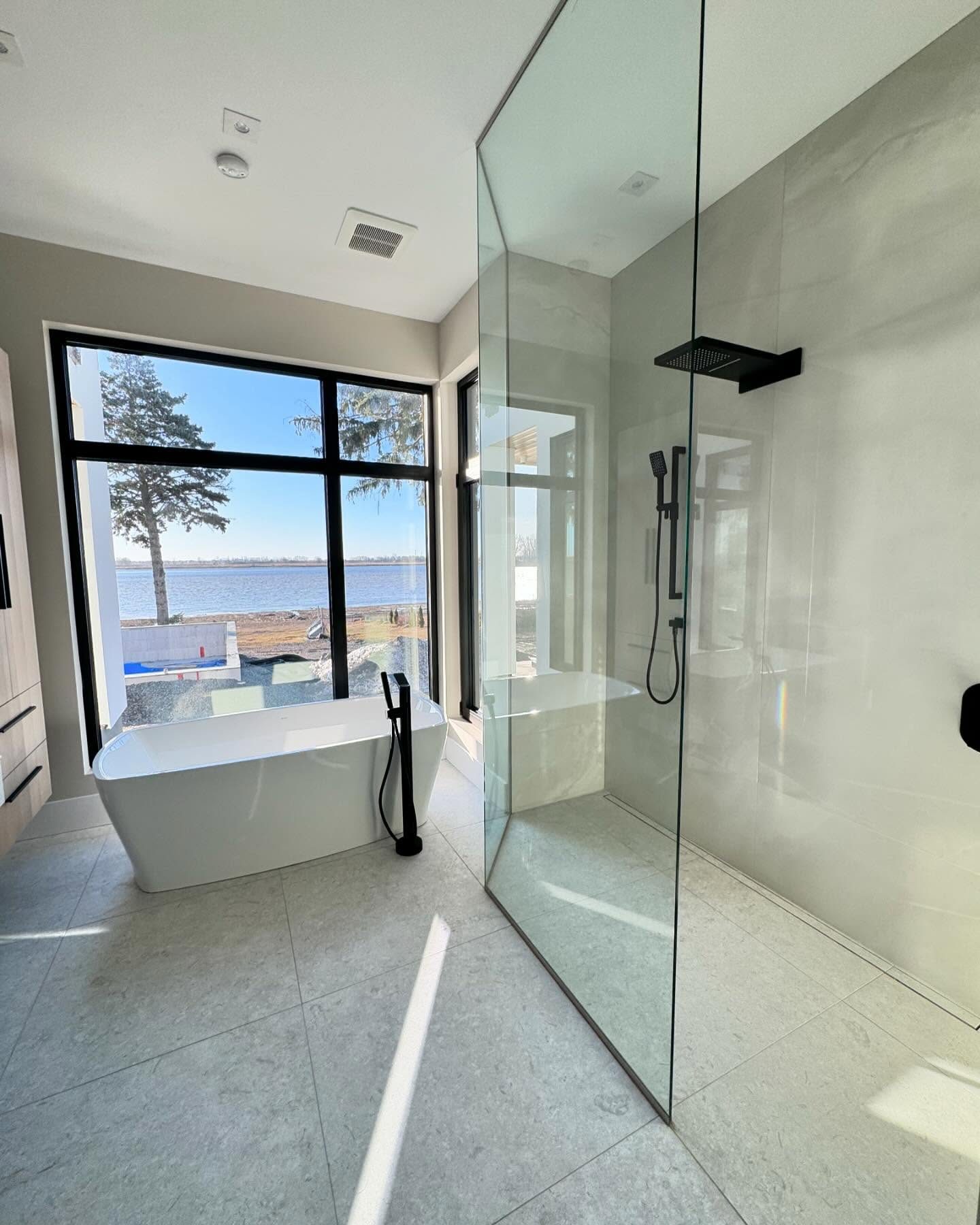 Salle de bain — finition après construction
